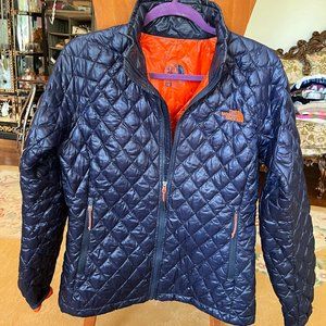 The North Face Womans Lightweight Quilted Thermoball Jacket